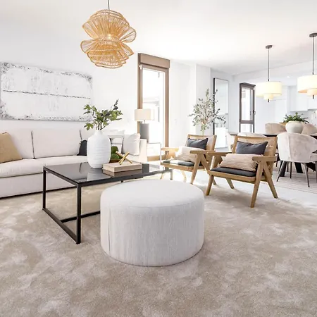 Daire Lmea20a - Luxury - Pool View & Walk To *