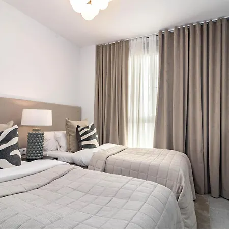 Lmea20a - Luxury - Pool View & Walk To Apartment